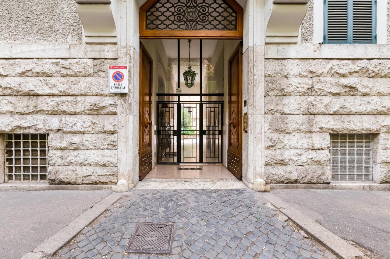 Vatican Germanico 107 Rome Exterior photo